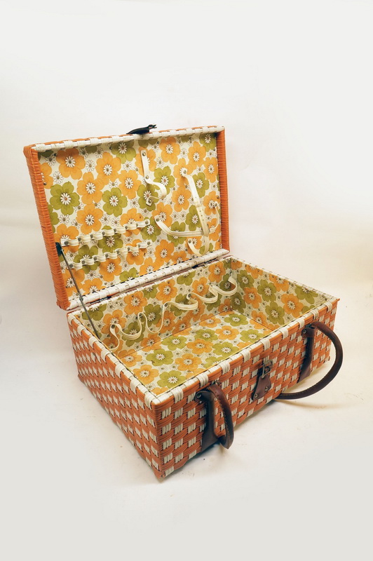 cesto pic-nic madera plastico 22x50x34 1u